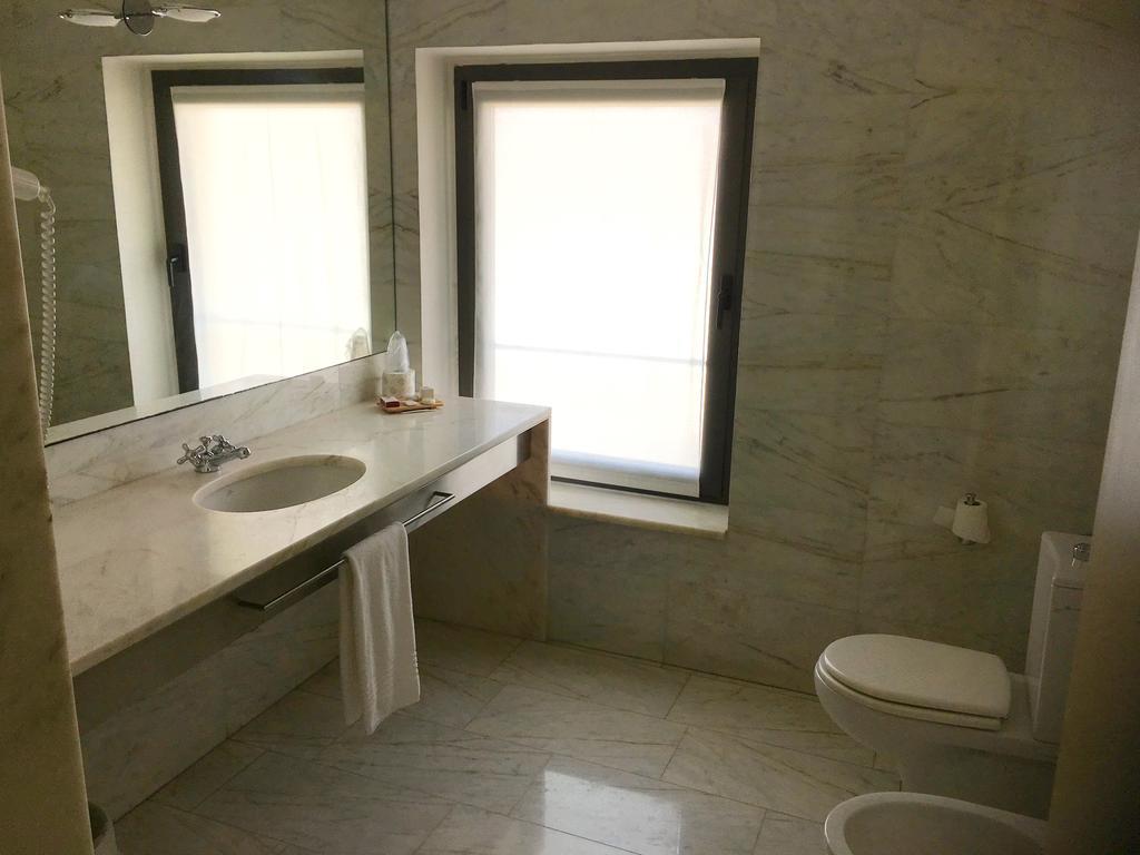 Hotel Dimora Del Barone Romagnano Sesia Zewnętrze zdjęcie